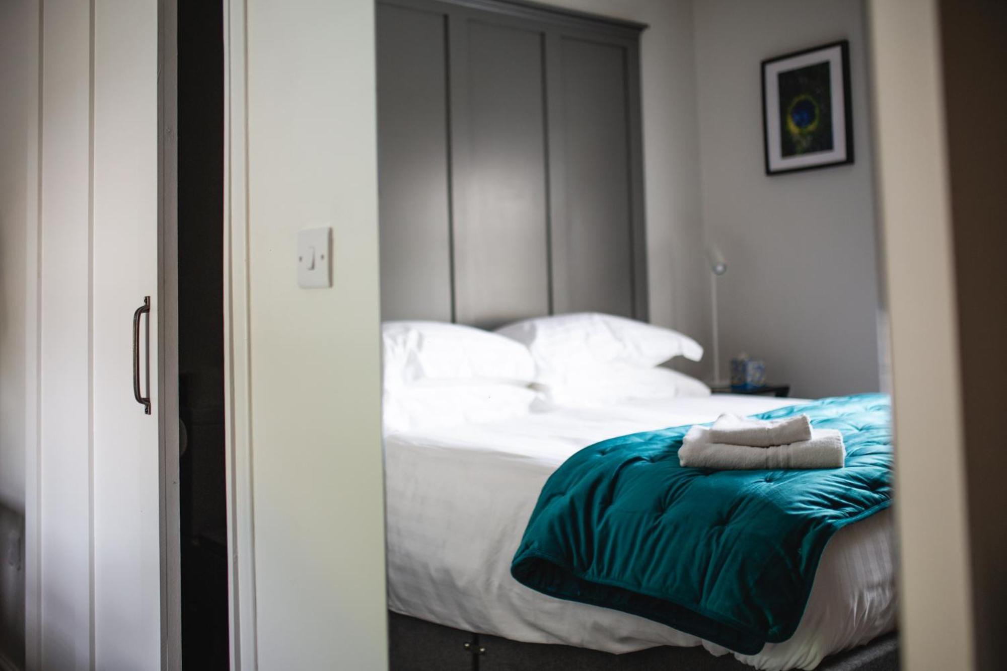 סקיפטון Herriots Hotel מראה חיצוני תמונה